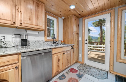 Boulder Bay Cabin | Boulder Bear