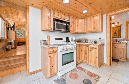 Boulder Bay Cabin | Boulder Bear