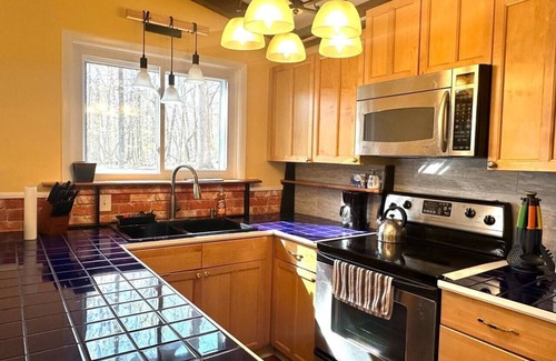 Chapel Hill House | Boulder Oaks Getaway