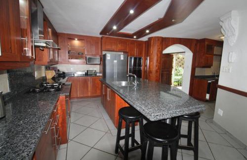 Margate Beach Apartment | Boulevard 14