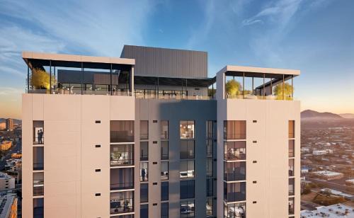 Evans Churchill Apartment | Boulevard Stays Scenic Studio Escape Pool Gym Access & Parking