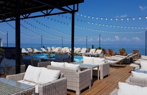 New Boulevard Hotel | Boulevardside