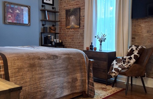 Old Louisville Bed & Breakfast | Bourbon Barrel Inn Bed & Breakfast