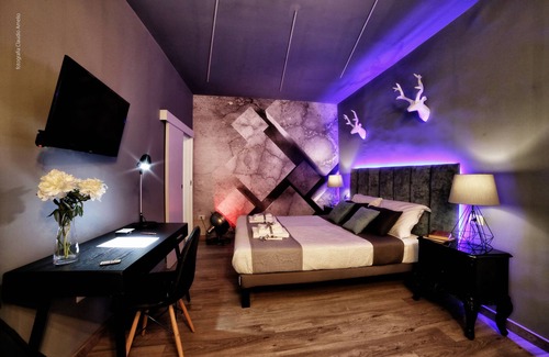 Chiaia House | Bourbon House