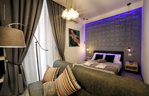 Chiaia House | Bourbon House