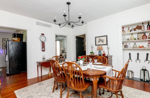 Lawrenceburg House | Bourbon Trail/8 mins to distilleries/Fenced Yard/Pet-Friendly/Entire House