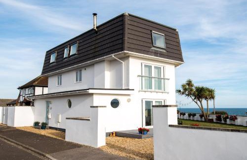 Bournemouth House | Bournemouth Beach & Sea Views