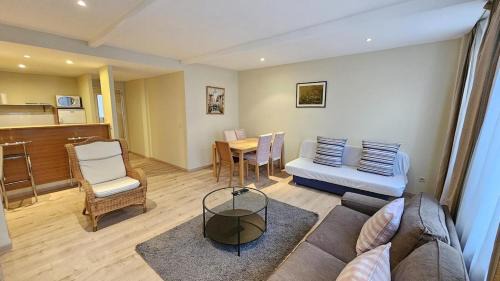 Lower Town Apartment | Bourse Grand Place