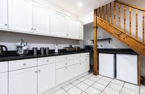 Leamington Spa Apartment | Boutique 3 Bedroom in Central Leamington