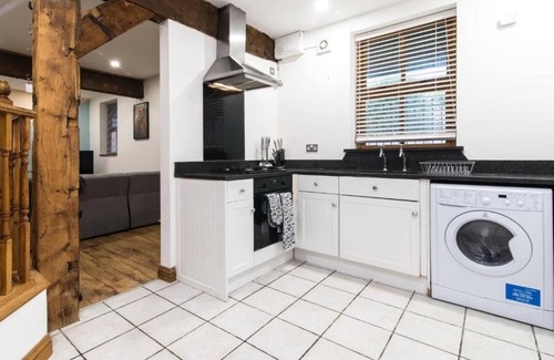 Leamington Spa Apartment | Boutique 3 Bedroom in Central Leamington