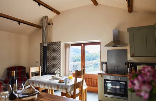 Monmouth Cottage | Boutique 3-bedroom cottage in a stunning countryside location with private deck and hot tub