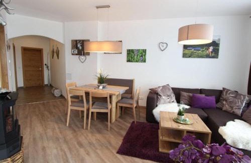 Weisspriach Apartment | Boutique Apartment in Lungau with terrace