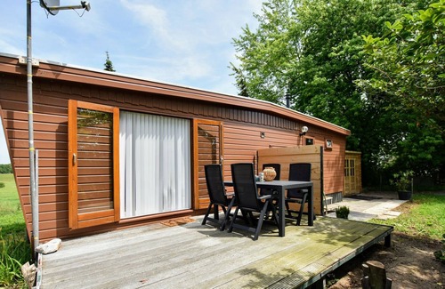 Pannerden Ski Chalet | Boutique Chalet in Pannerden with Terrace