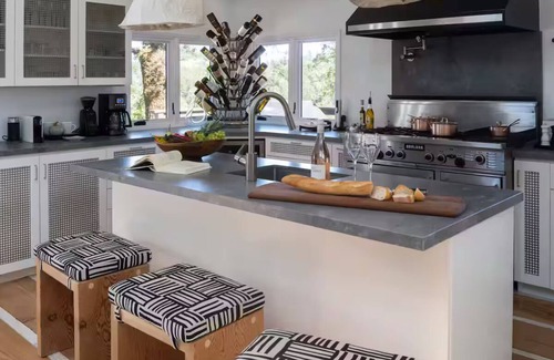 St. Helena Villa | Boutique Compound on Private Vineyard, Complete with Guest House