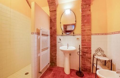 Gavignano House | Boutique Cottage in Poggibonsi with Pool