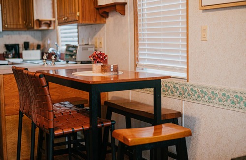 Kissimmee Cottage | Boutique Cottage near Disney and Shopping Malls
