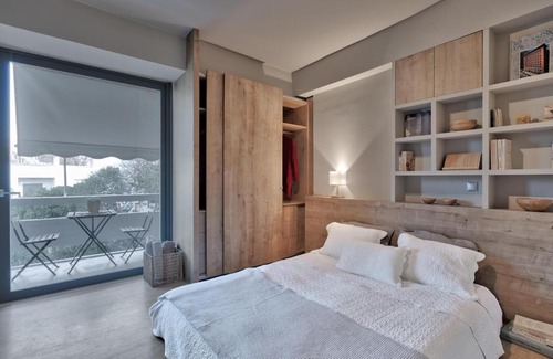 Kifisia Apartment | Boutique design apartment next to green park