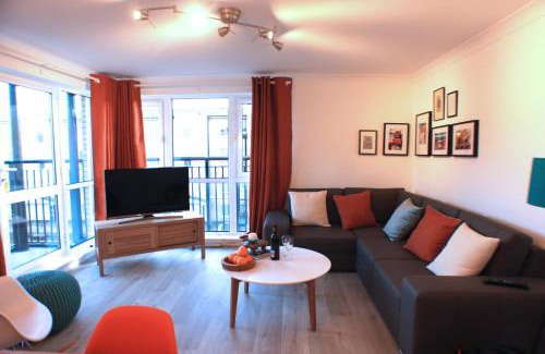 St. Dunstan's Apartment | Boutique Home from Home