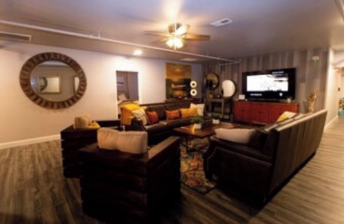 Seneca Hotel | Boutique hotel in historic downtown Seneca. Room #4, King bed.