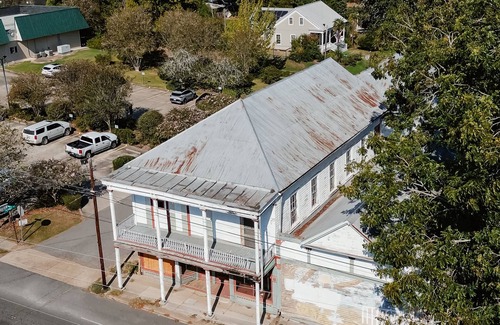 Lebeau House | Boutique hotel in National Historic District of Washington, LA with WiFi, AC