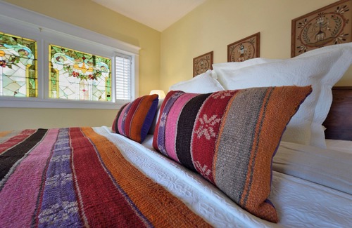 South Capitol Hotel | BOUTIQUE HOTEL - King deluxe Room-1/2 mi. from Santa Fe Plaza
