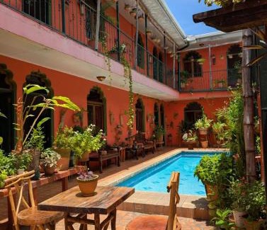 Calle la Calzada Hotel | Boutique Hotel Maharaja
