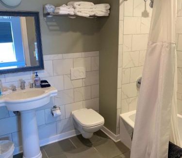 Northport House | Boutique Hotel Room 4