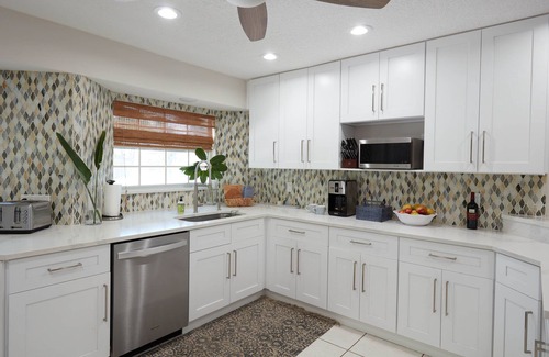 Siesta Key House | "Boutique Hotel Style" Home is Just Steps From The Fully Recovered Siesta Beach!