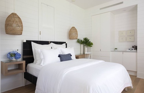Seaside Hotel | Boutique Hotel in Seaside, Florida! Steps to Beach & Downtown! 2 Bikes
