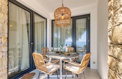 Ventimiglia House | Boutique Pool Apt. Balzi Rossi - Roma 3, Ventimiglia, Italy