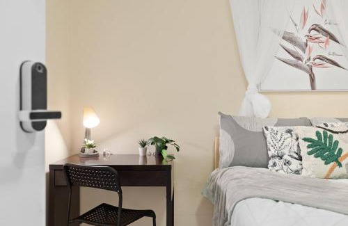 Chippendale Apartment | Boutique Private Room in Chippendale Terrace room