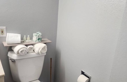 West Hills Apartment | Boutique Room with Kitchen -Naval Suites