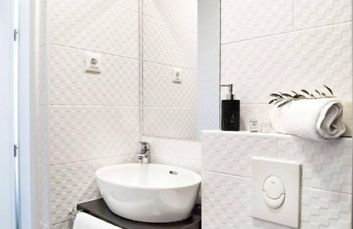 Supetar Apartment | Boutique Rooms - With Pool - 4 - R201