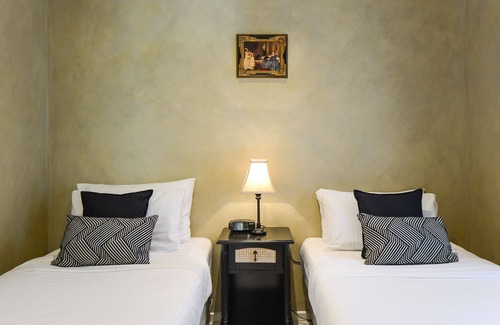 Brighton House | BOUTIQUE STAYS - Brighton Rose