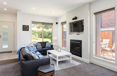 Mentone House | Boutique Stays - Mentone Abode