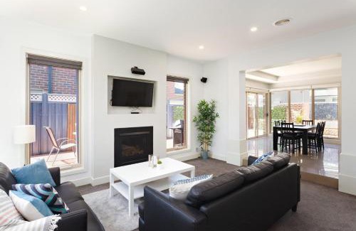 Mentone House | Boutique Stays - Mentone Abode