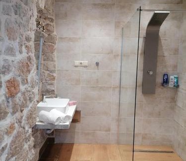 Tribunj Bed & Breakfast | Boutique Vila Marijini Dvori
