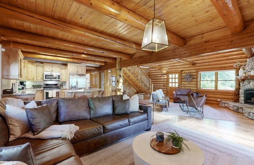 Upper Moonridge Cabin | Bow Canyon Oasis ~ Luxury Moonridge Log Home | Game Room & Loft