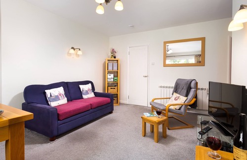 Bowness-on-Windermere Cottage | Bow Peak