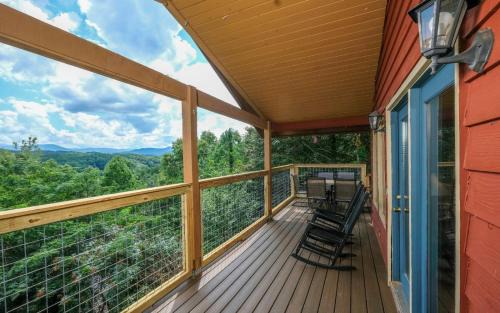 Gatlinburg - Pigeon Forge Villa | Bow Vista