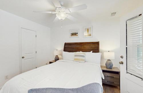 Goose Creek House | Bowen Village 6110