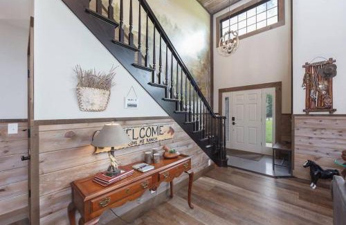 Wears Valley House | Bowling Pickleball Pool Games Mtn View Terrific Location