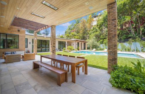 Beverly Hills Apartment | Bowmont