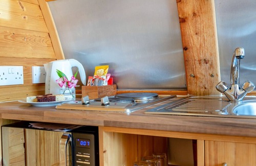 Wigton House | Bowness Retreat - One Bedroom House, Sleeps 2