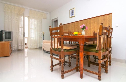 Raslina Apartment | Bozo Alviz