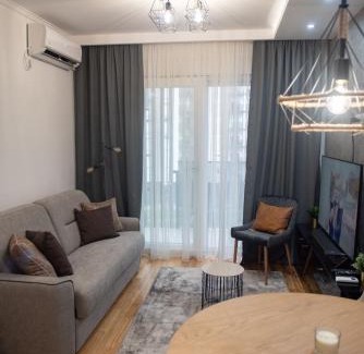Bistrica Apartment | Bozur/peony