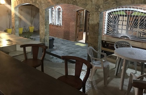 Guaruja House | Beautiful townhouse with barbecue and pool