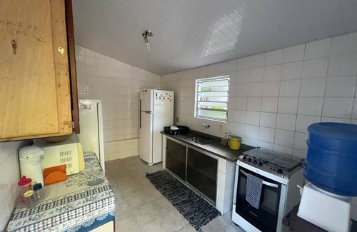Boicucanga Beach Ski Chalet | Large house one block from Boissucanga beach