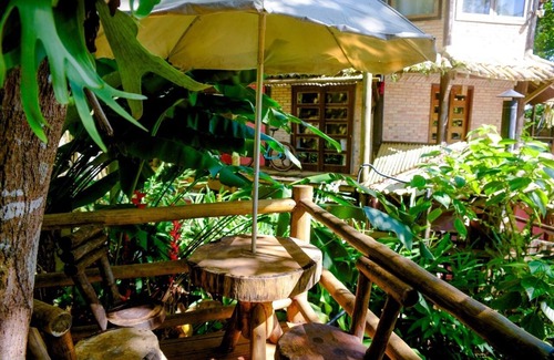 Praia de Santiago Apartment | Casa Caiçara Veio do Rio - Quarto Casal 03 Quarto em São Sebastião, Brasil
