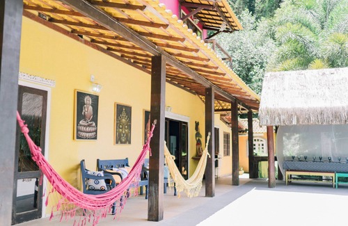 Vargem Grande Villa | House 11/ family parties/ swimming pool/ waterfall/ fresh air/ home office/ pets/ wi fi